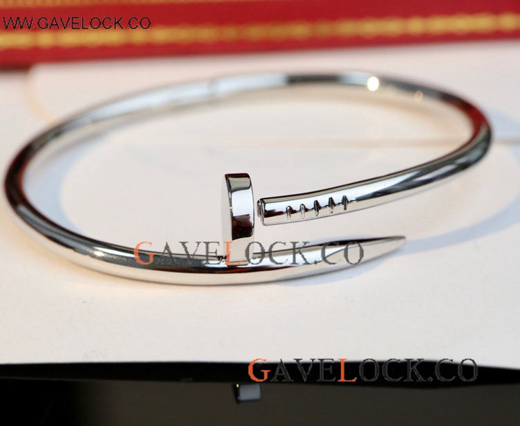 Cartier Bracelet Nail Silver Stainless Steel - Logo is Inside Cartier Bracelet Nail Silver Stainless Steel - Logo is Inside